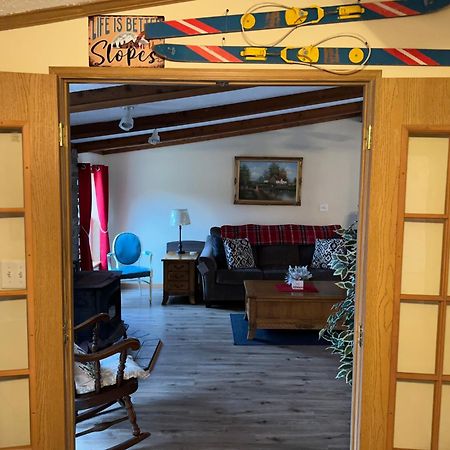 Spacious Cozy Getaway ! King Bed, Game Room, Out Door Patio カイロ  エクステリア 写真
