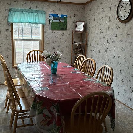 Spacious Cozy Getaway ! King Bed, Game Room, Out Door Patio カイロ  エクステリア 写真